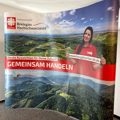 Titeltext: Gemeinsam handen